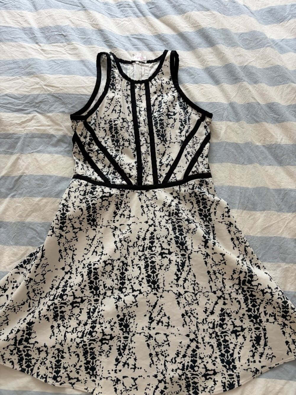 Parker Black and White Splotch minidress (Large)